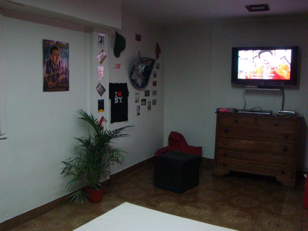 Petit Recoleta Hostel بوينس آيرس المظهر الخارجي الصورة