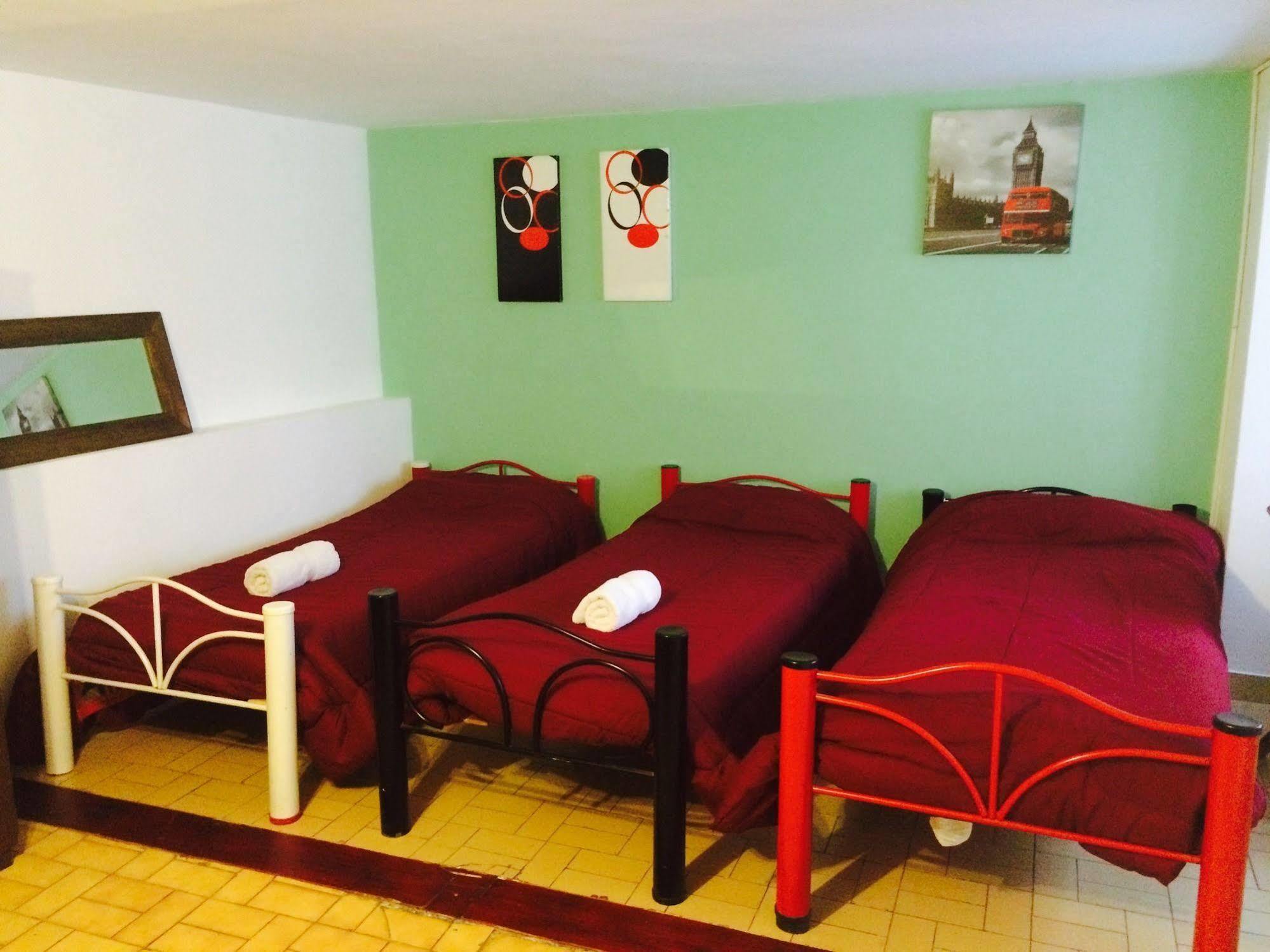 Petit Recoleta Hostel بوينس آيرس المظهر الخارجي الصورة
