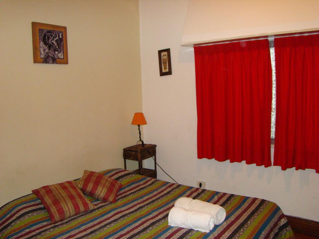 Petit Recoleta Hostel بوينس آيرس الغرفة الصورة